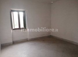 Vendita Casa colonica in Strada Comunale di Giovi Arezzo. Da ristrutturare, 500 m², rif. 93532120 Ve