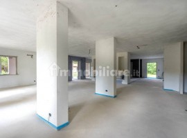Vendita Trullo in via Vittorio Veneto 33/19 Arezzo. Ottimo stato, posto auto, 575 m², rif. 107927457, Italia, Arezzo