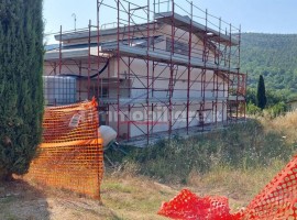 Vendita Terratetto unifamiliare in Chiassa Superiore Arezzo. Nuova, posto auto, con terrazza, riscal, Italia, Arezzo