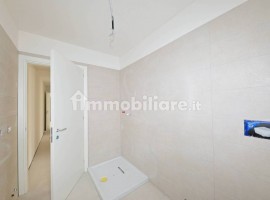 Vendita Appartamento Arezzo. Quadrilocale in via Sebastiano Fabroni 7. Ottimo stato, primo piano, po