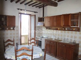 Vendita Casa colonica in Località Pratantico 47 Arezzo. Da ristrutturare, 354 m², rif. 107937381 Ven