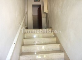 Vendita Casale in via Caduti del Mulinaccio 16 Arezzo. Da ristrutturare, 170 m², rif. 110226645 Vend