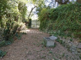 Vendita Villa bifamiliare in Località Quarata Arezzo. Buono stato, posto auto, con terrazza, riscald