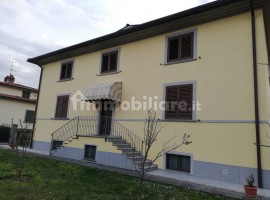 Vendita Villa unifamiliare in Località Venere Arezzo. Ottimo stato, posto auto, con terrazza, riscal