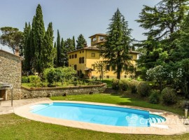 Vendita Villa unifamiliare in Località Ponte alla Chiassa 87 Arezzo. Ottimo stato, posto auto, con t