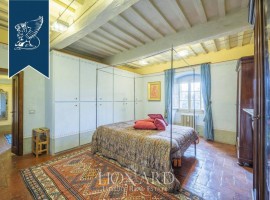 Vendita Villa unifamiliare Arezzo. Buono stato, riscaldamento autonomo, 1200 m², rif. 112476791 Vend