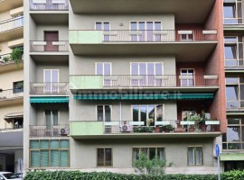 Vendita Appartamento in via Piero della Francesca 47. Arezzo. Buono stato, secondo piano, posto auto