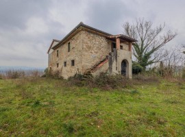 Vendita Rustico in Località Monte Sopra Rondine Arezzo. Da ristrutturare, posto auto, 600 m², rif. 1, Italy, Arezzo