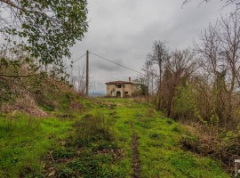 Vendita Rustico in Località Monte Sopra Rondine Arezzo. Da ristrutturare, posto auto, 600 m², rif. 1, Italy, Arezzo