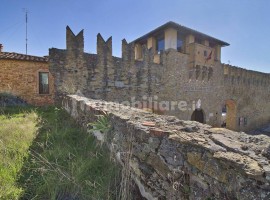 Vendita Terratetto unifamiliare in vicolo della Palestra 2 Arezzo. Ottimo stato, posto auto, con bal, Italia, Arezzo