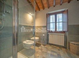 Vendita Casale in Località Ceciliano Arezzo. Ottimo stato, posto auto, 110 m², rif. 113013703 Vendit