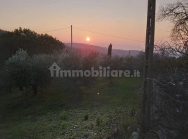 Vendita Casale in Località Mulinelli Arezzo. Da ristrutturare, posto auto, 180 m², rif. 109635123 Ve