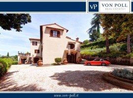 Vendita Villa unifamiliare in corso Italia 15 Arezzo. Buono stato, 1022 m², rif. 106222403 Vendita V