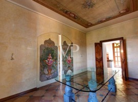 Vendita Villa unifamiliare in corso Italia 15 Arezzo. Buono stato, 1022 m², rif. 106222403 Vendita V