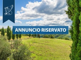 Vendita Villa unifamiliare in Località Montoncello Arezzo. Buono stato, posto auto, con terrazza, ri