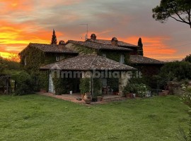 Vendita Villa unifamiliare in via Del Barbino Arezzo. Buono stato, posto auto, con terrazza, riscald, Italy, Arezzo