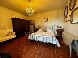 Vendita Villa unifamiliare in Località Sant'Anastasio 13 Arezzo. Ottimo stato, posto auto, con terra, Italy, Arezzo