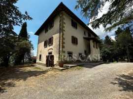 Vendita Villa unifamiliare in Località Sant'Anastasio 13 Arezzo. Ottimo stato, posto auto, con terra, Italy, Arezzo