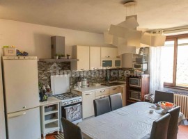 Vendita Villa unifamiliare Arezzo. Buono stato, con terrazza, riscaldamento autonomo, 500 m², rif. 1