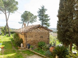 Vendita Villa unifamiliare Arezzo. Buono stato, con terrazza, riscaldamento autonomo, 500 m², rif. 1