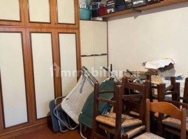 Vendita Villa unifamiliare in Località Scopetone Arezzo. Da ristrutturare, posto auto, con terrazza,