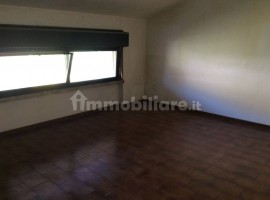 Vendita Appartamento in Località Battifolle San C.. Arezzo. Buono stato, primo piano, posto auto, co