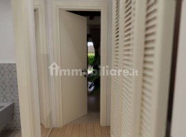 Vendita Appartamento Firenze. Trilocale in via Luigi Michelazzi. Nuovo, piano terra, posto auto, ris, Italia, Firenze
