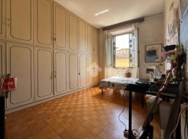 Vendita Appartamento Firenze. Quadrilocale in via degli artisti 3. Ottimo stato, primo piano, con te