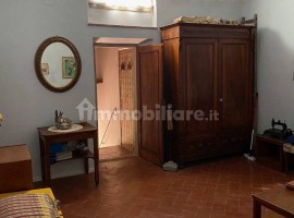 Vendita Terratetto unifamiliare in via Corsica Fiesole. Buono stato, riscaldamento autonomo, 124 m²,