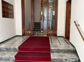 Vendita Appartamento Firenze. Con terrazza, riscaldamento autonomo, rif. 114412373 Vendita Appartame