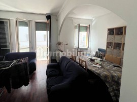 Vendita Appartamento Firenze. Con terrazza, riscaldamento autonomo, rif. 114412373 Vendita Appartame