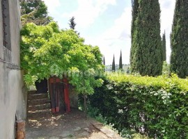 Vendita Casa colonica San Casciano in Val di Pesa. Da ristrutturare, posto auto, 115 m², rif. 109601