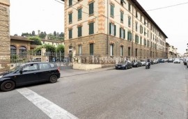 Vendita Appartamento in via Bronzino 45. Firenze. Ottimo stato, primo piano, riscaldamento autonomo,