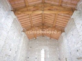 Vendita Casale in frazione Paterno Vicchio. Da ristrutturare, posto auto, 330 m², rif. 111701479 Ven