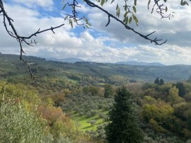 Vendita Casa colonica in via Dante da Castiglione Sesto Fiorentino. Buono stato, posto auto, 568 m²,