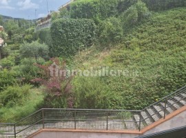 Vendita Terratetto unifamiliare in via Sant'Andrea a Sveglia Fiesole. Buono stato, posto auto, risca