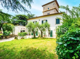 Vendita Villa unifamiliare in via della Querciola Firenze. Buono stato, posto auto, con terrazza, ri, Italia, Firenze