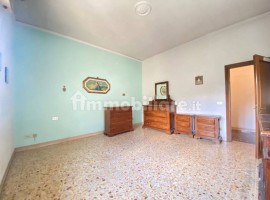 Vendita Appartamento Firenze. Quadrilocale in via Benedetto Fortini 64. Da ristrutturare, primo pian, Italia, Firenze