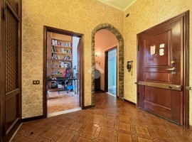 Vendita Appartamento Firenze. Quadrilocale in via degli artisti 3. Ottimo stato, primo piano, con te