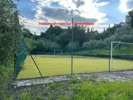 Vendita Villa unifamiliare in via Simone Mosca 11 Firenze. Buono stato, posto auto, con terrazza, ri