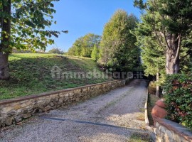 Vendita Villa unifamiliare Firenze. Buono stato, posto auto, con terrazza, riscaldamento autonomo, 5