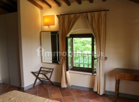 Palazzo - Edificio via San Filippo, Barberino Tavarnelle, Rif. 112723947 - Immobiliare.it Palazzo - , Italia, Barberino Tavarnelle