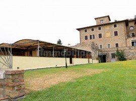 Palazzo - Edificio via San Filippo, Barberino Tavarnelle, Rif. 112723947 - Immobiliare.it Palazzo - , Italia, Barberino Tavarnelle