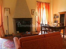 Palazzo - Edificio via San Filippo, Barberino Tavarnelle, Rif. 112723947 - Immobiliare.it Palazzo - , Italia, Barberino Tavarnelle