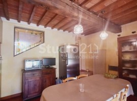 Vendita Villa a schiera Reggello. Ottimo stato, posto auto, riscaldamento autonomo, 160 m², rif. 113