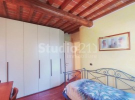 Vendita Villa a schiera Reggello. Ottimo stato, posto auto, riscaldamento autonomo, 160 m², rif. 113