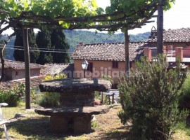 Vendita Casa colonica in via di Lamole Greve in Chianti. Posto auto, 380 m², rif. 85360565 Vendita C