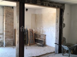 Vendita Casa colonica in via del Gufo 3 Montespertoli. Da ristrutturare, 420 m², rif. 112836469 Vend