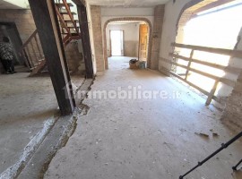 Vendita Casa colonica in via del Gufo 3 Montespertoli. Da ristrutturare, 420 m², rif. 112836469 Vend