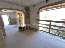 Vendita Casa colonica in via del Gufo 3 Montespertoli. Da ristrutturare, 420 m², rif. 112836469 Vend